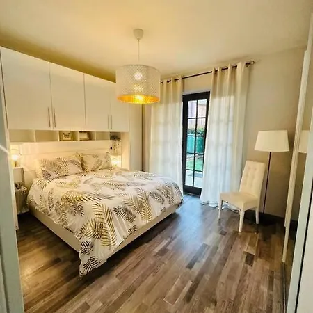 Cozy With Mountain View